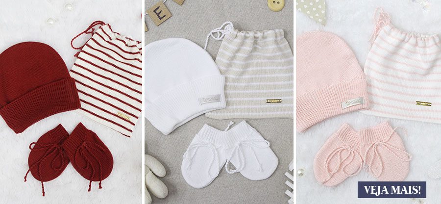 3 conjuntos de roupas de bebês de cores variadas.